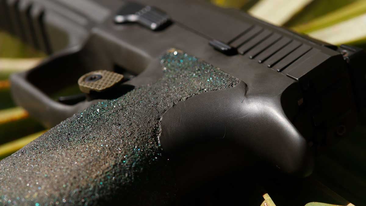 p320 pistol grip