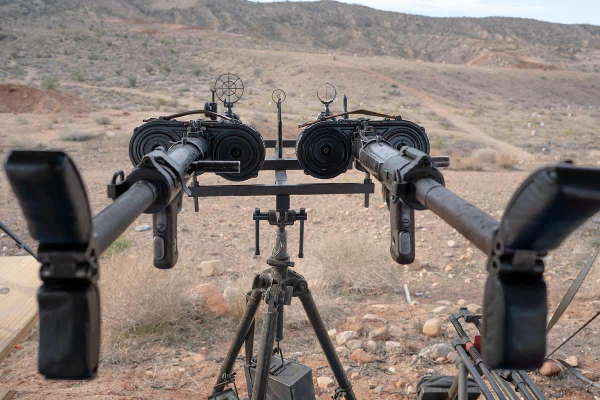 Twin MG 34s on a custom mount