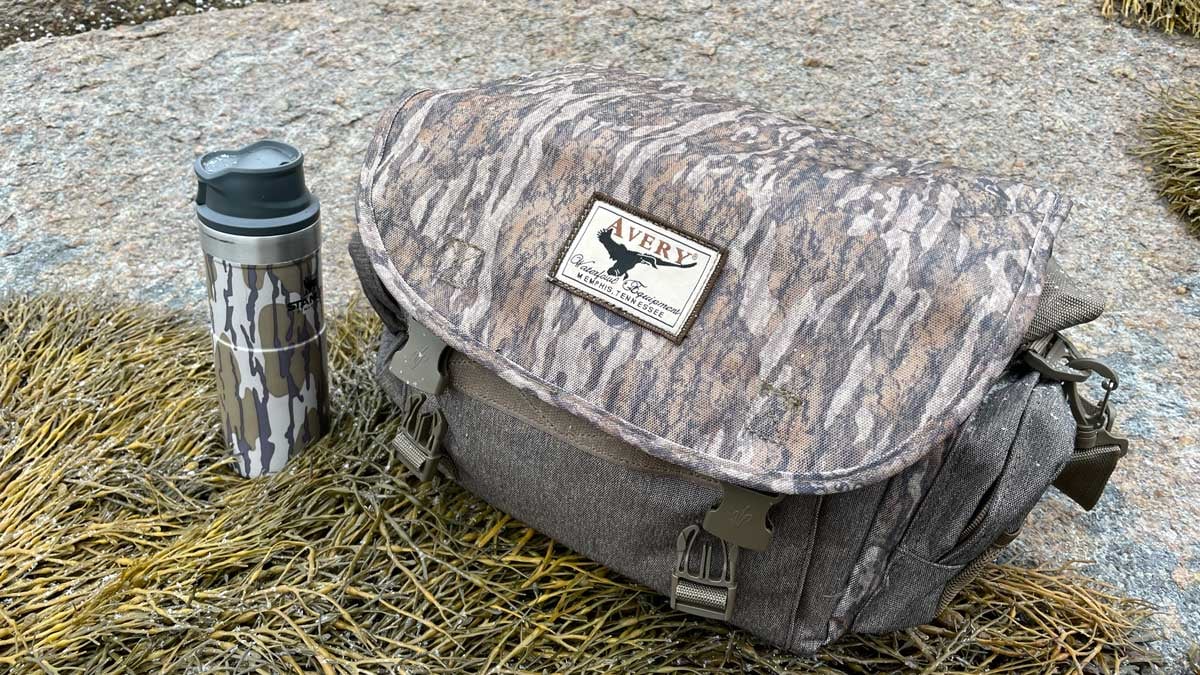Coffee thermos with a blind bag