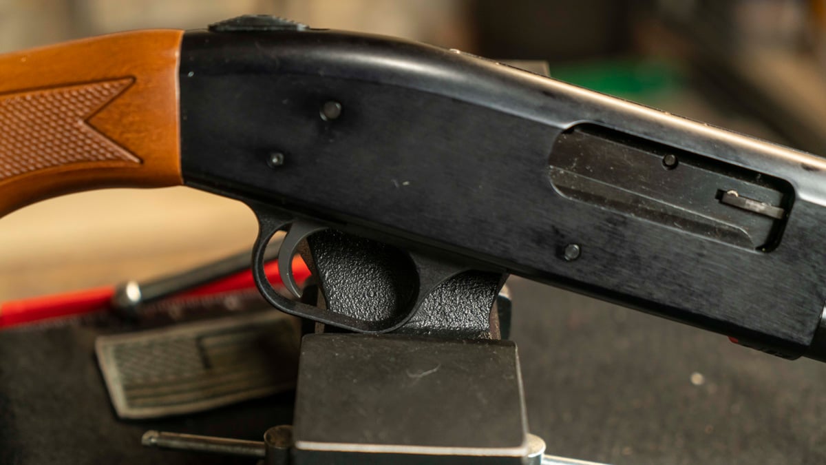 Mossberg 500 Hunting All Purpose Field Pump-Action Shotgun