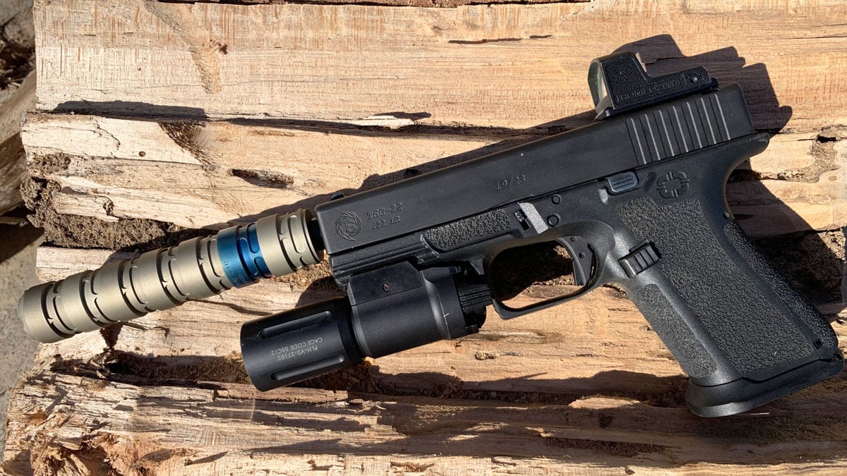 https://www.guns.com/search?keyword=&product.category=HANDGUNS&product.specs.Caliber=.22%20L.R.%2C.22%20LR 