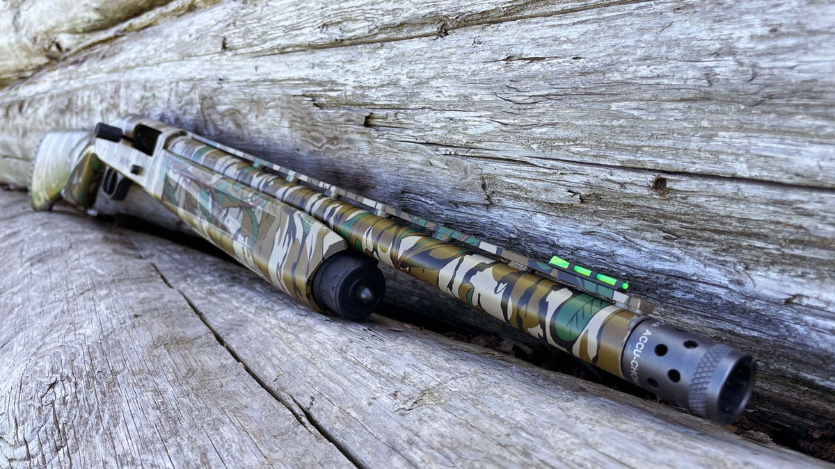 Mossberg 940 Pro Turkey Shotgun