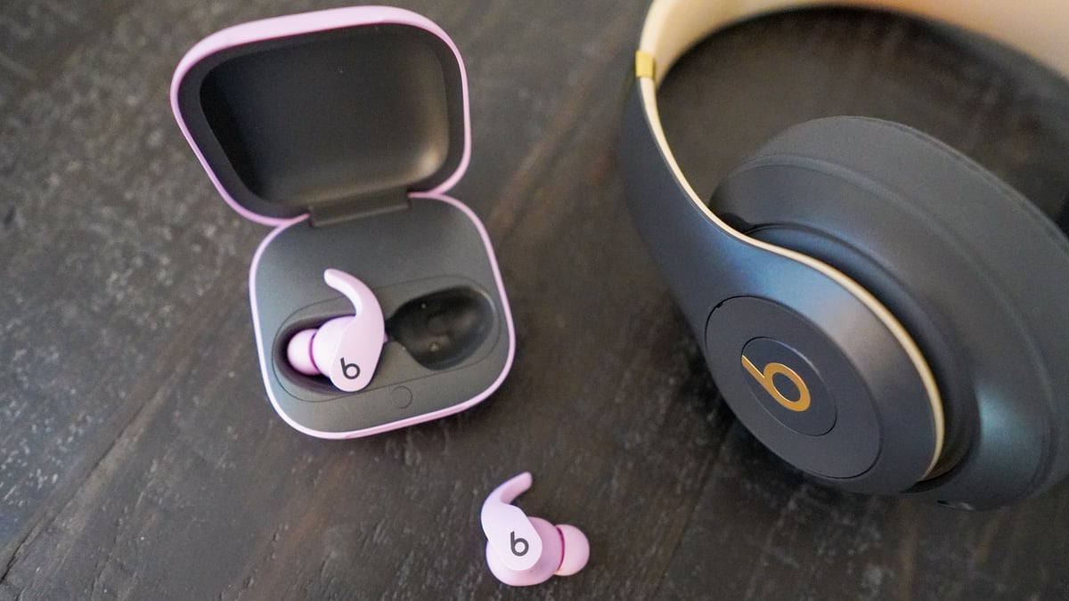 Earbuds and headphones