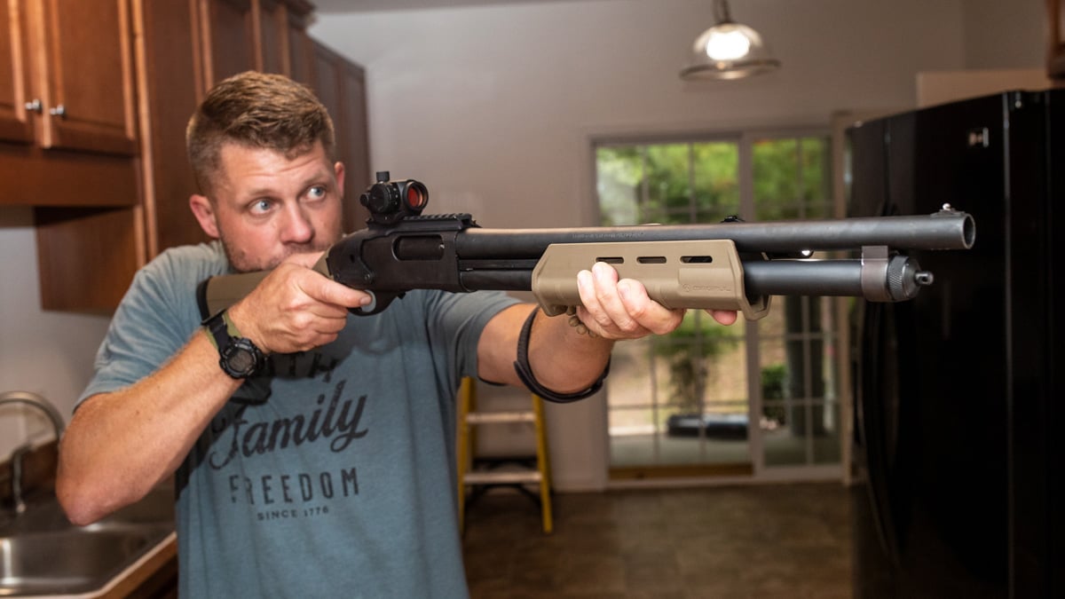 Remington 870 Tactical Shotgun