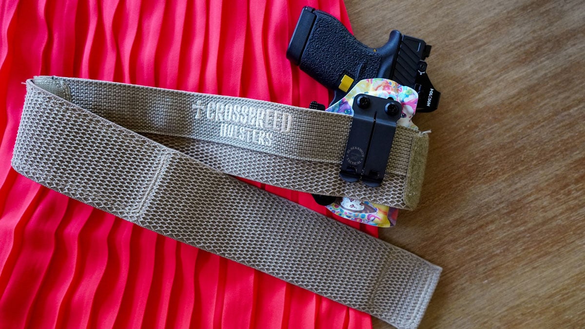 CrossBreed Holsters Liberty Band Bellyband with DCC Monoblock metal clip