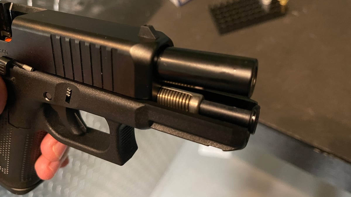Glock 19 Gen 5 9mm pistol
