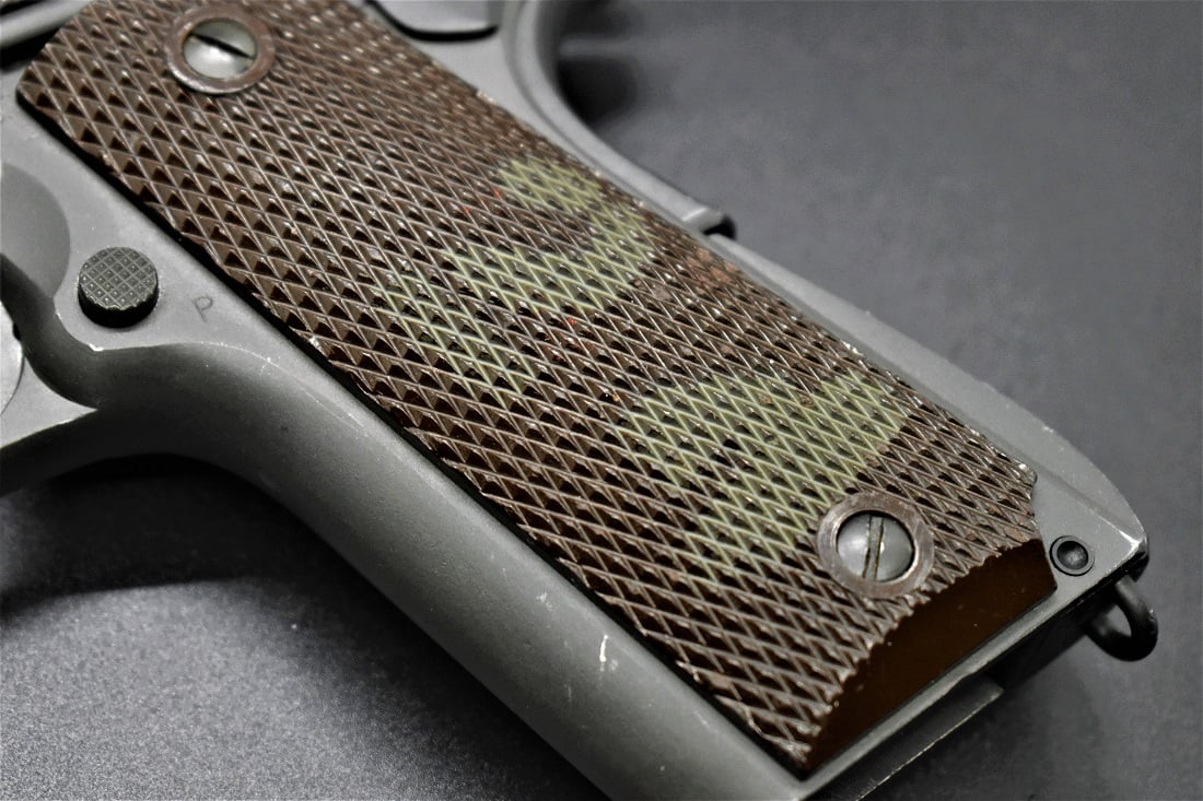 Colt M1911A1 military model of 1943