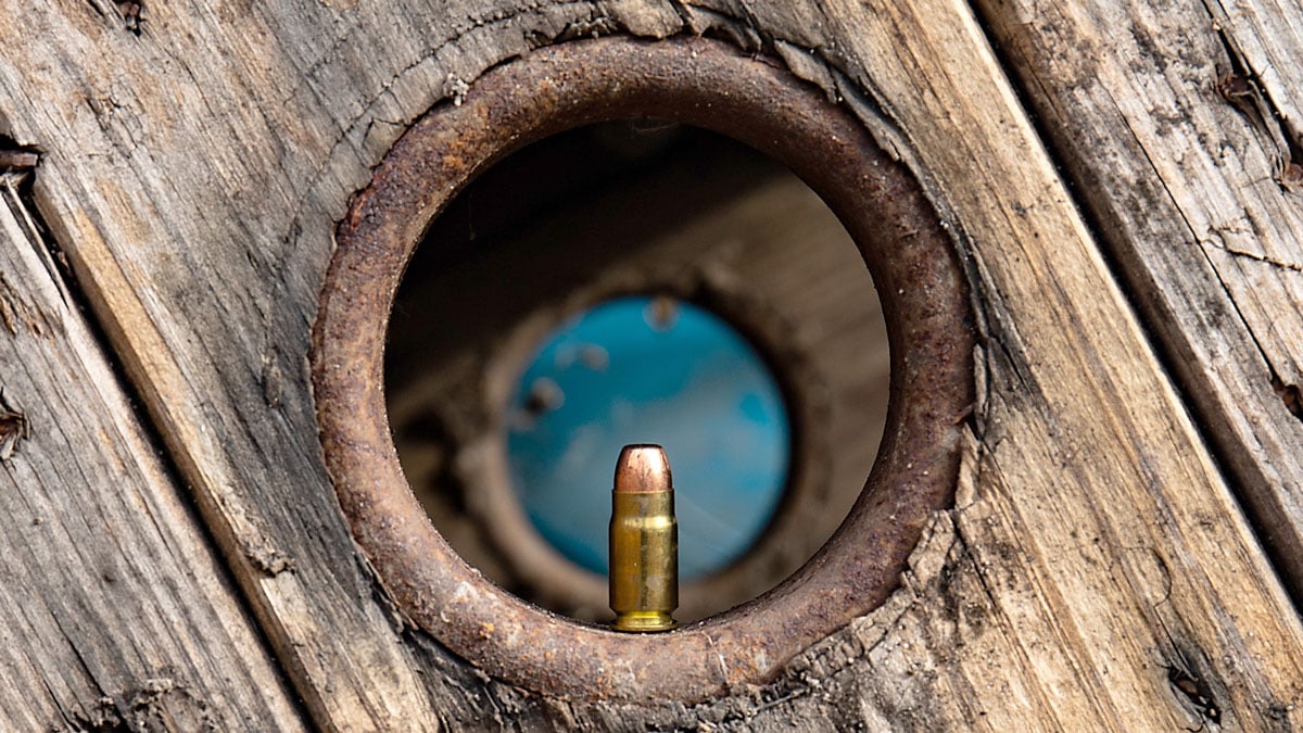 .357 SIG cartridge