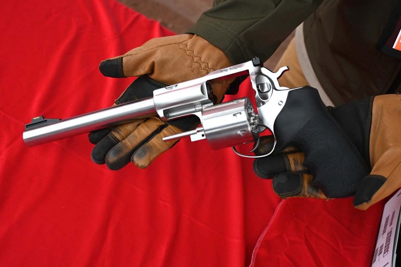 the new Ruger Super Redhawk in .22 Hornet 