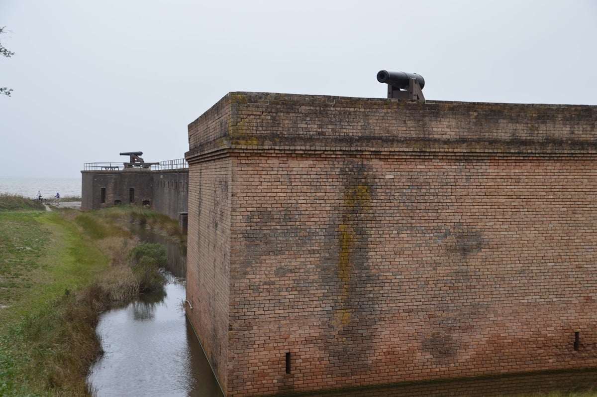 Fort Gaines walls and cannon