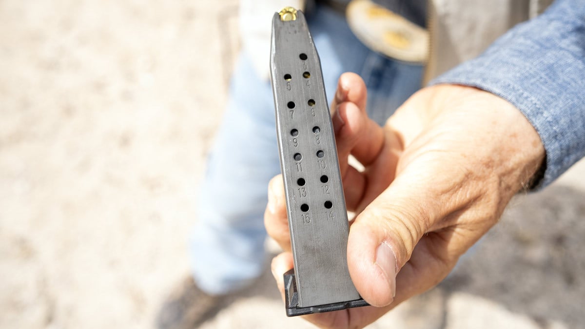 SIG SP2022 magazine