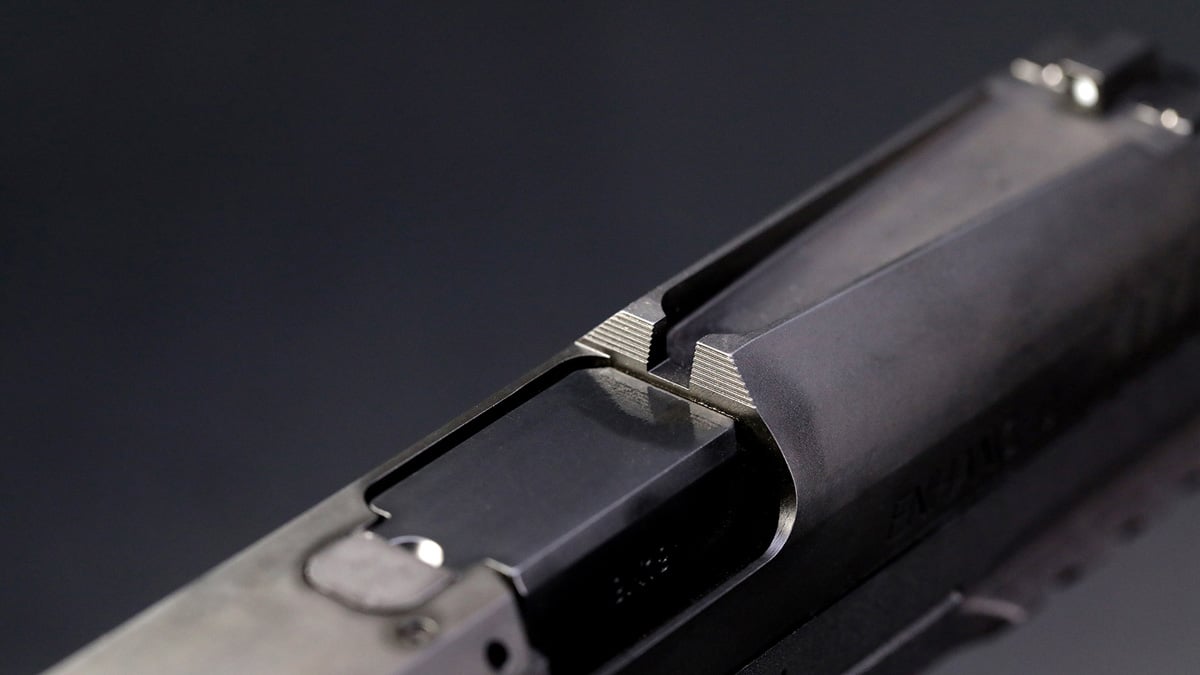 Caracal Enhanced F sights