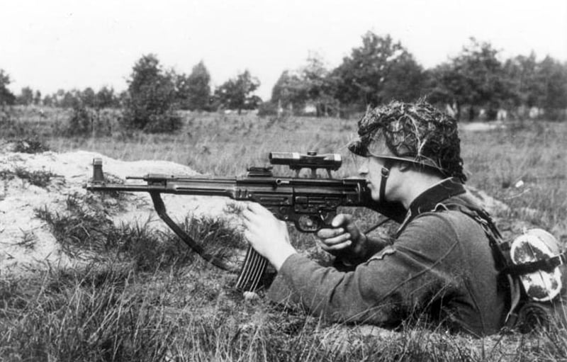 German infantry soldier with StG-44 