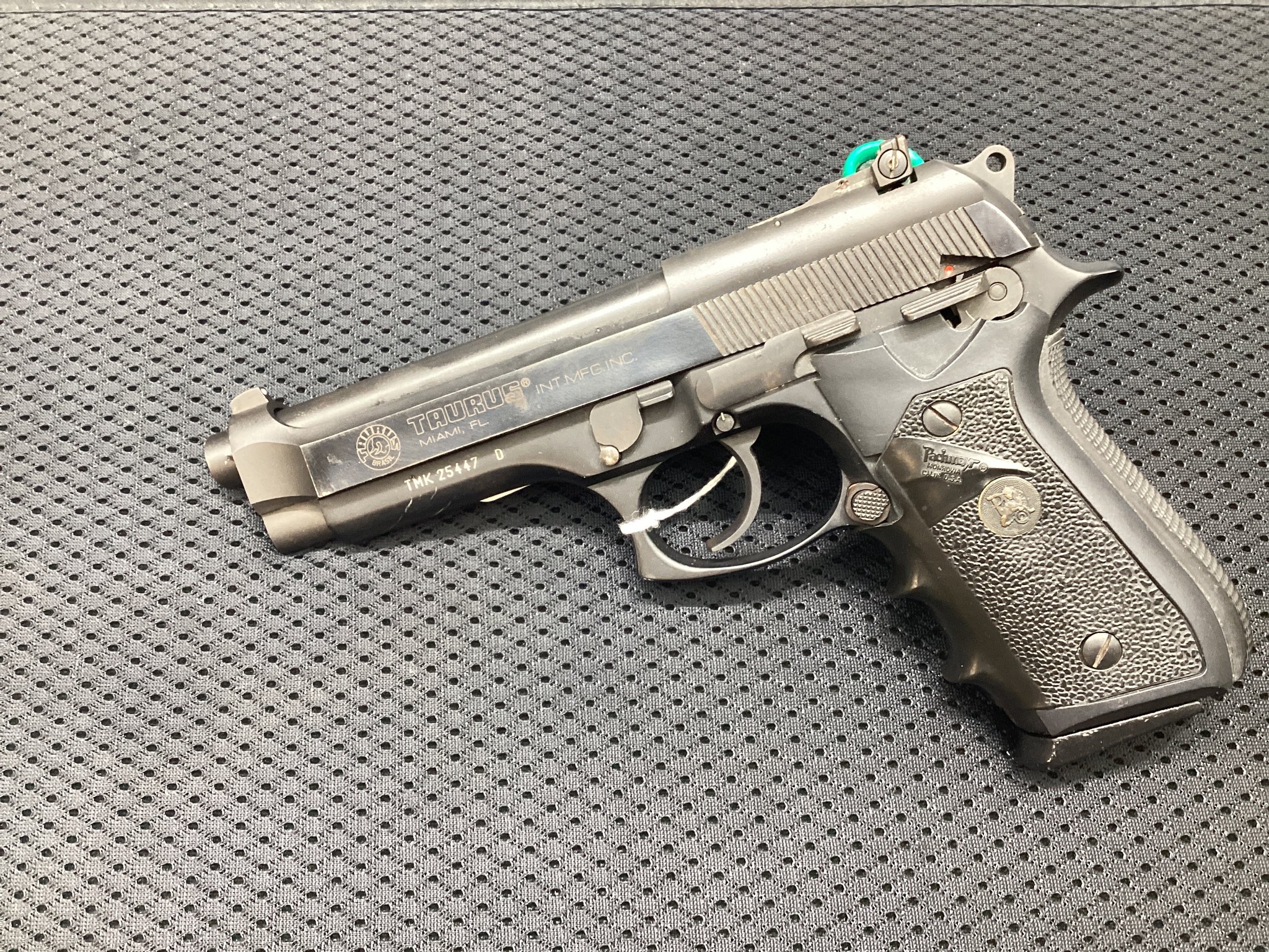 Taurus Pt 99 Af
