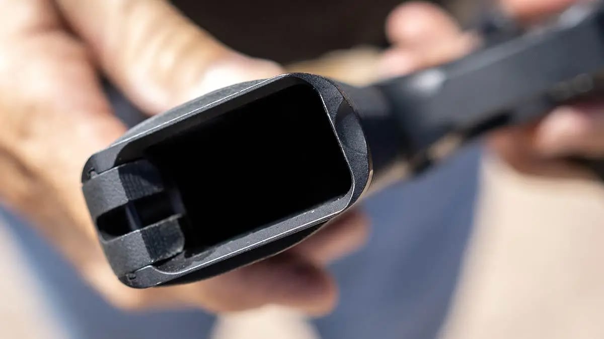 Daniel Defense H9 mag well