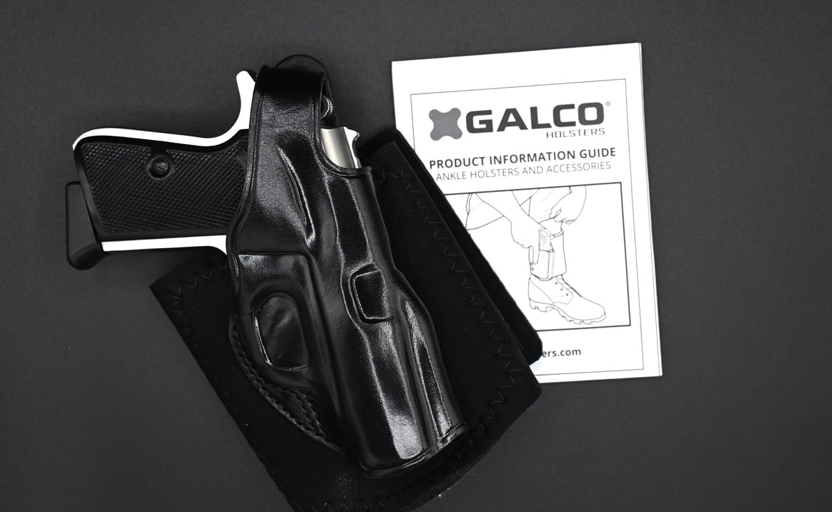 Walther PPK in .32 ACP Galco holster