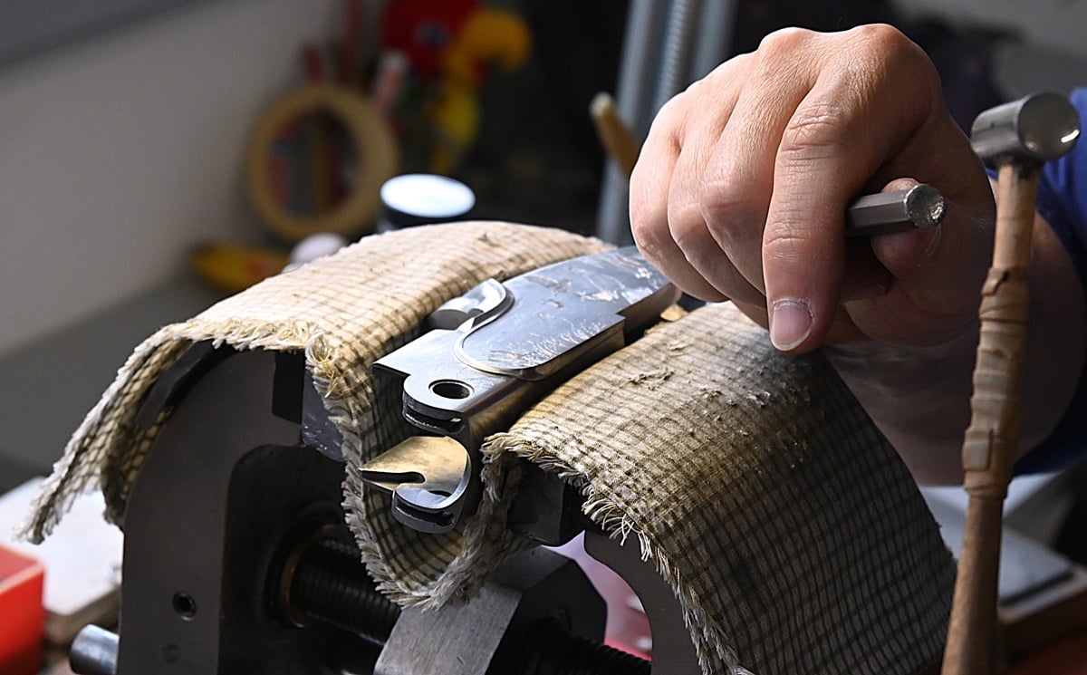 Pietro Beretta Custom Atelier engraver