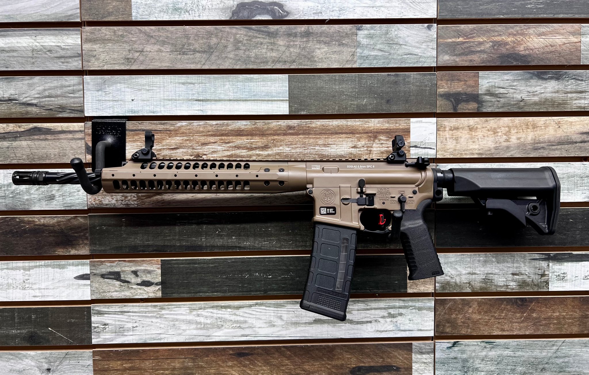 Lwrci Six8