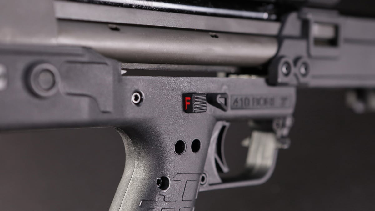 safety on KSG410