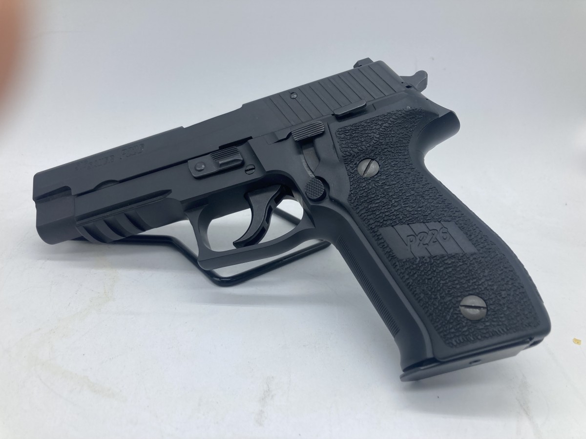 ECOM00398807 SIG Sauer P226 ECOM00398807 481601