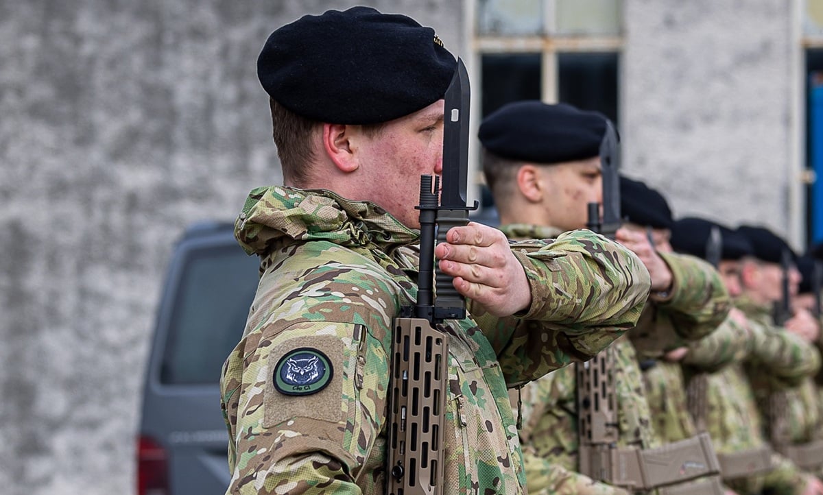 Luxembourg Army HK416