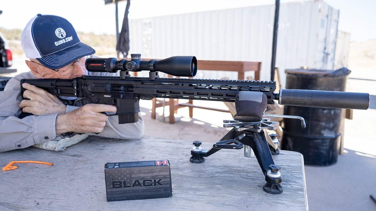 Ronbo shooting Dissent Mk4 at range
