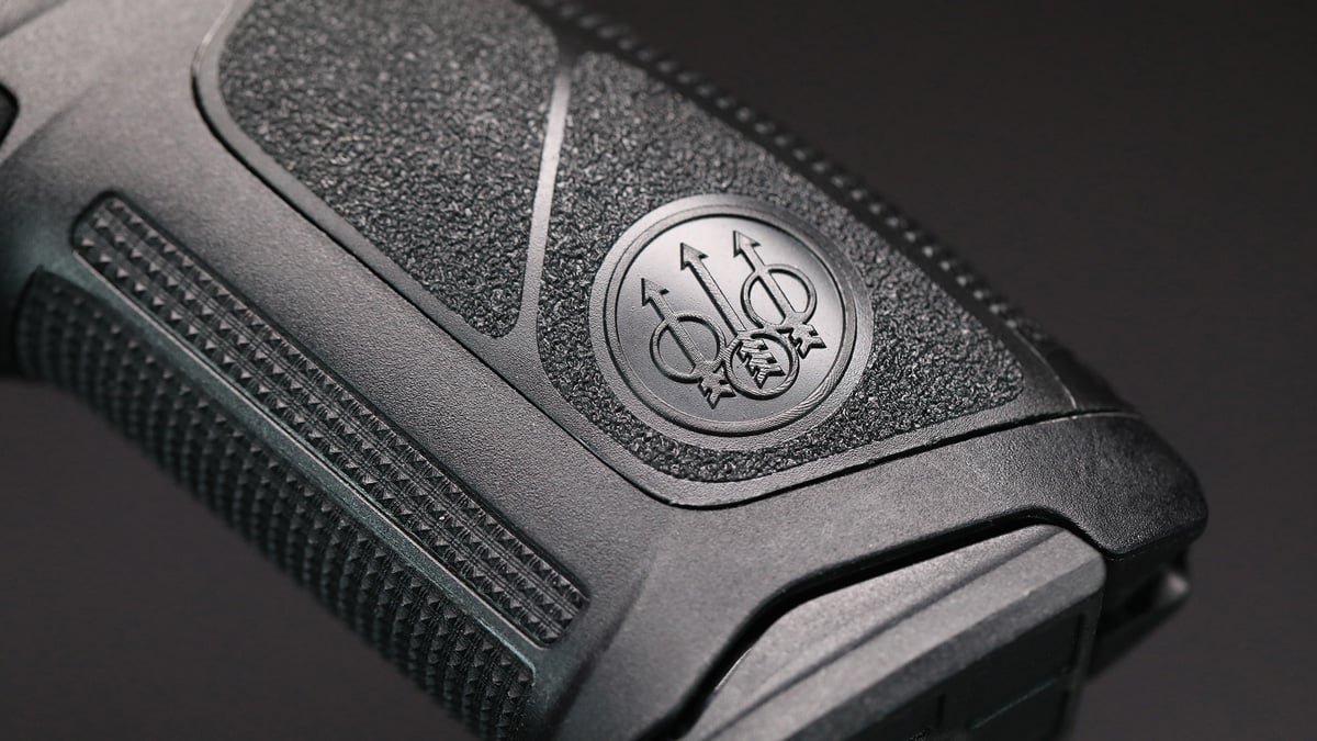 APX A1 grip detail