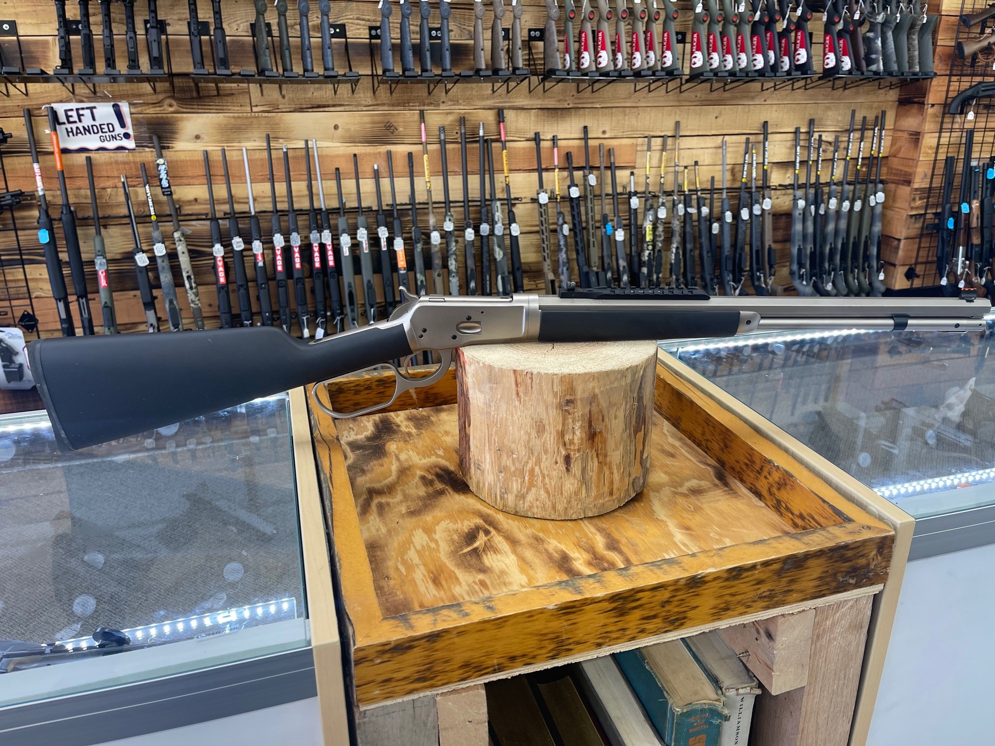 Taylor's & Co. Alaskan Takedown