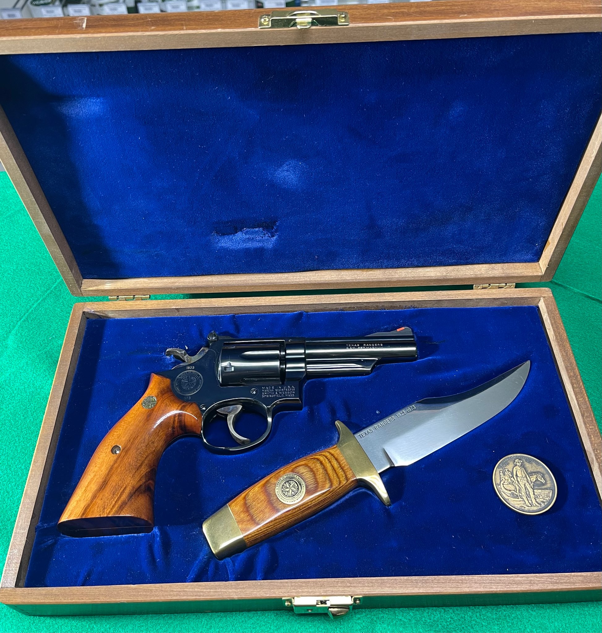 Smith & Wesson 19-3 Texas Rangers