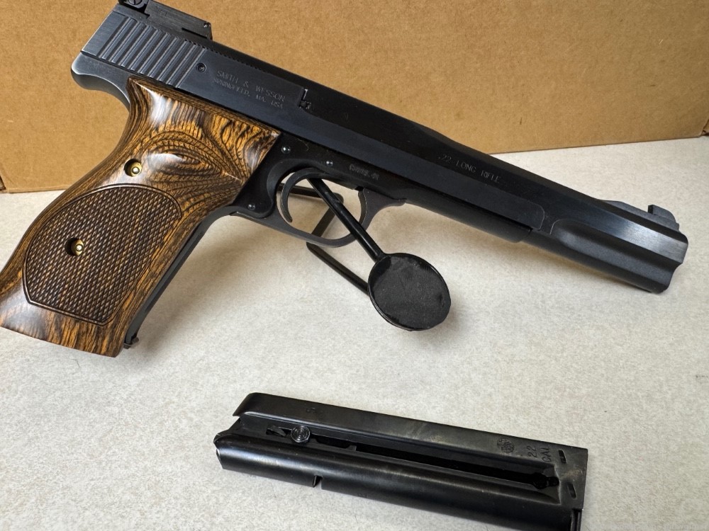 Smith & Wesson Model 41