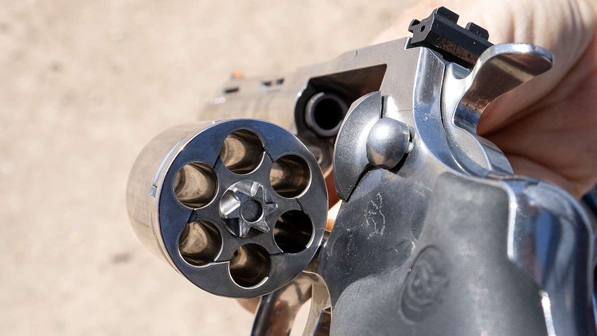 open cylinder on Grizzly revolver