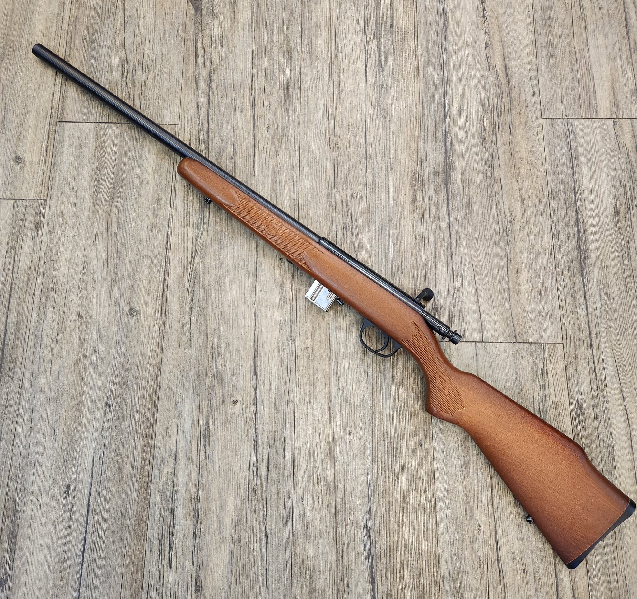 Marlin 917v