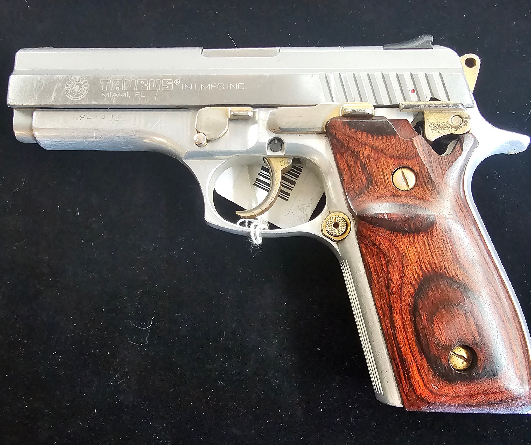 Taurus Pt 945