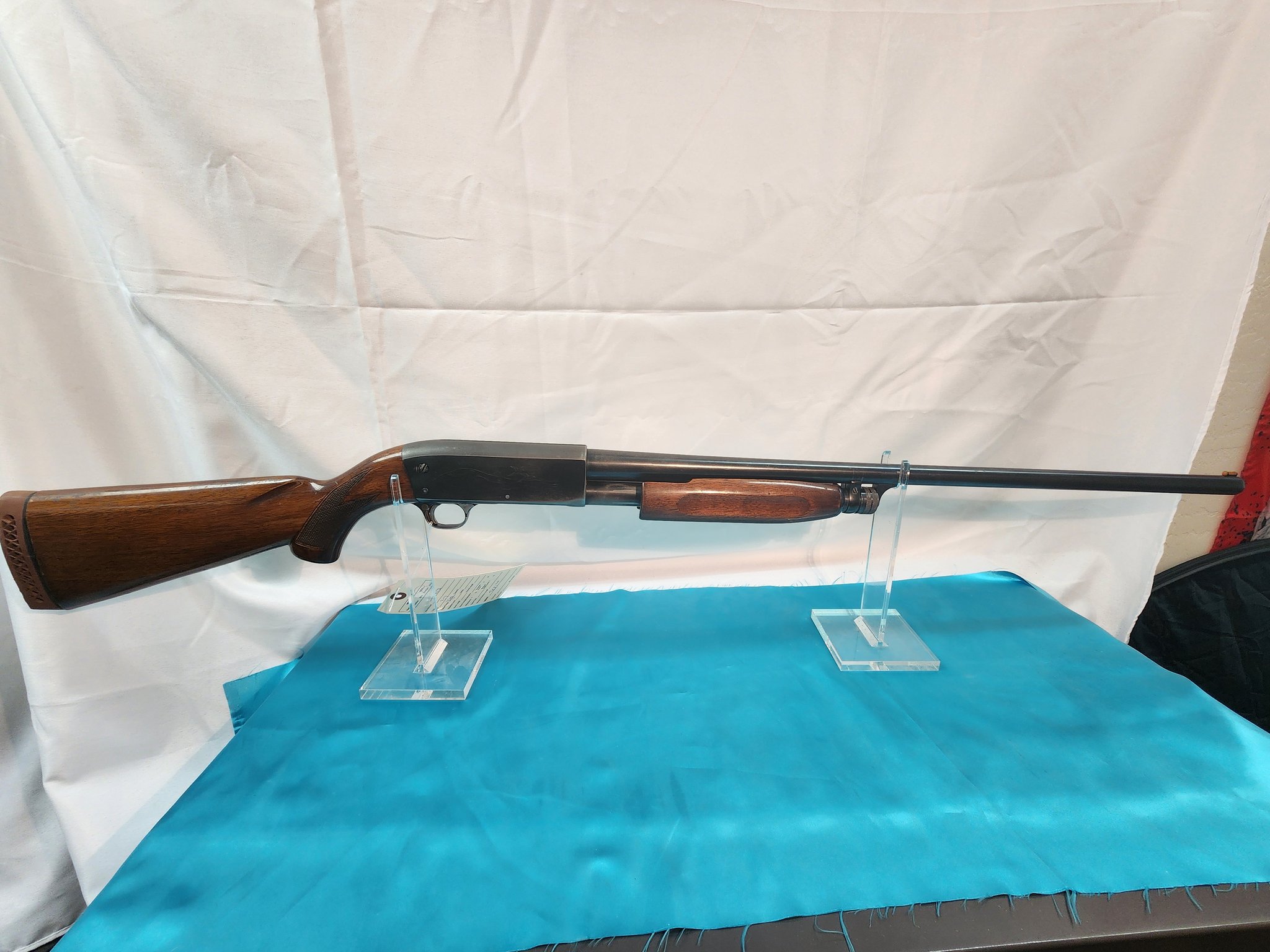 Ithaca Gun Company Model 37 Featherlight