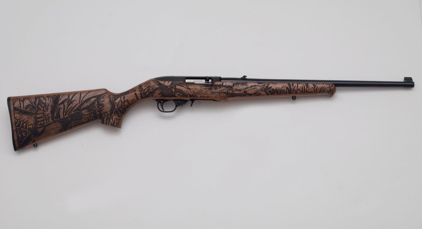 RUG 10/22 DU 22LR ENGRAVED