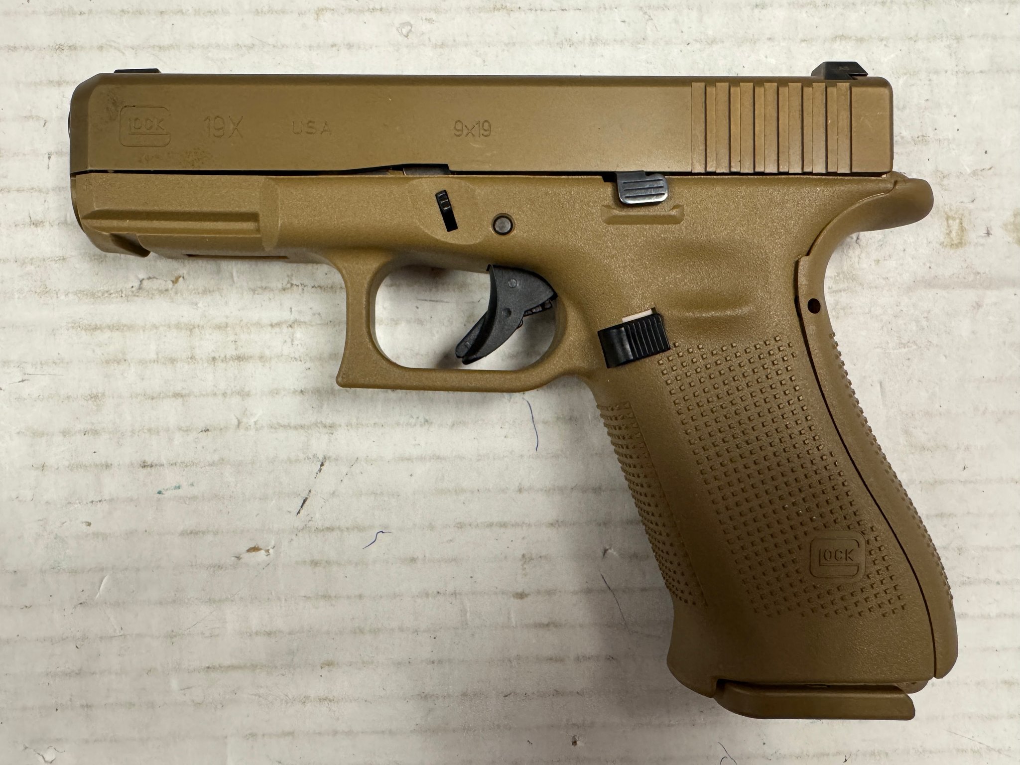 Glock G19x
