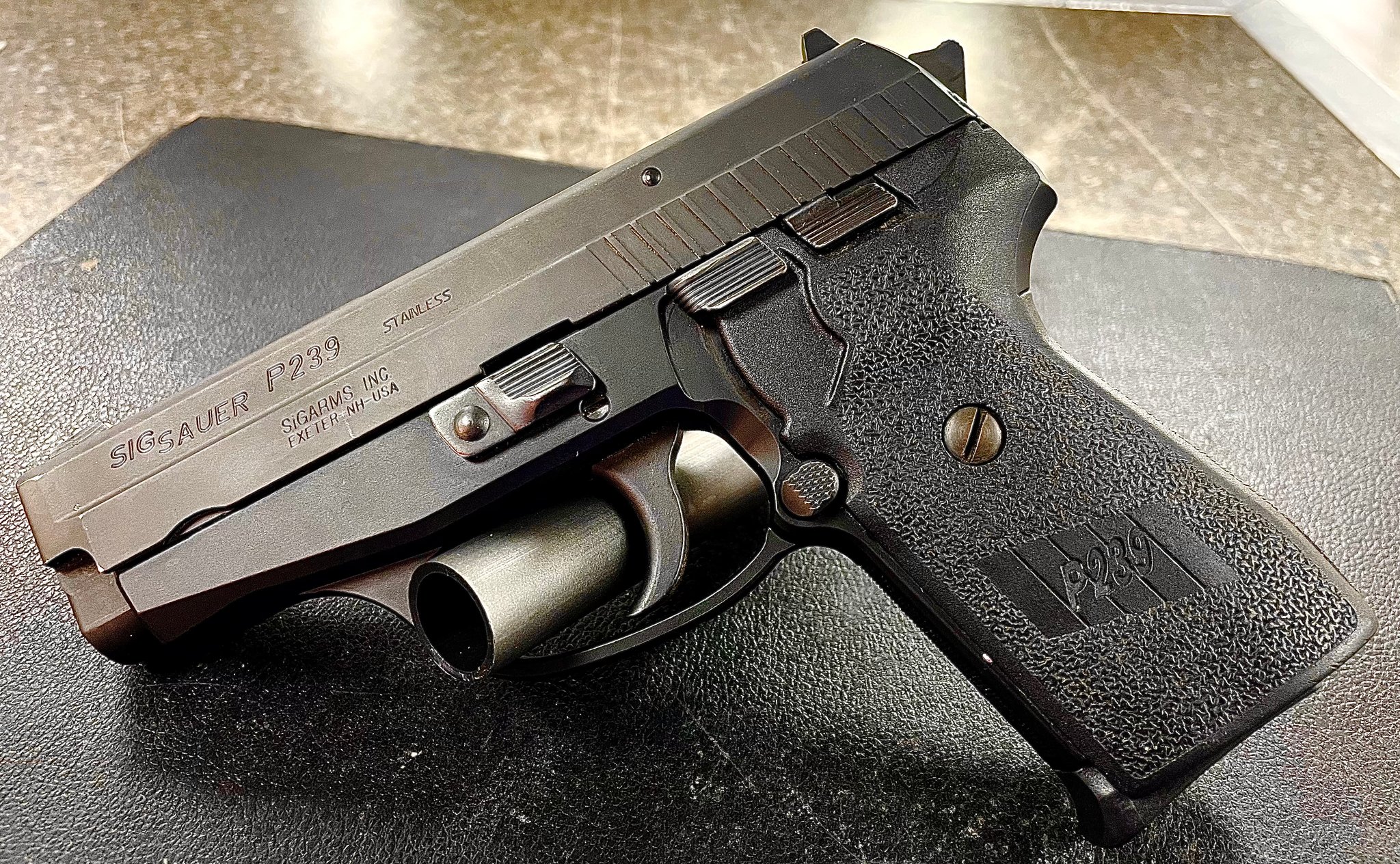 Sig Sauer P239