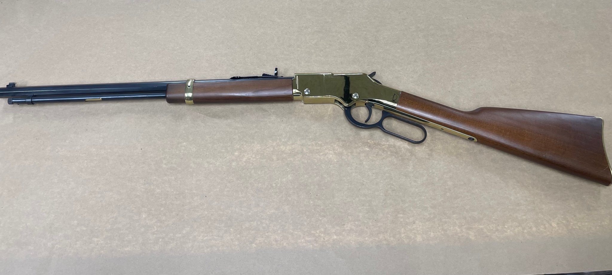 Henry H004