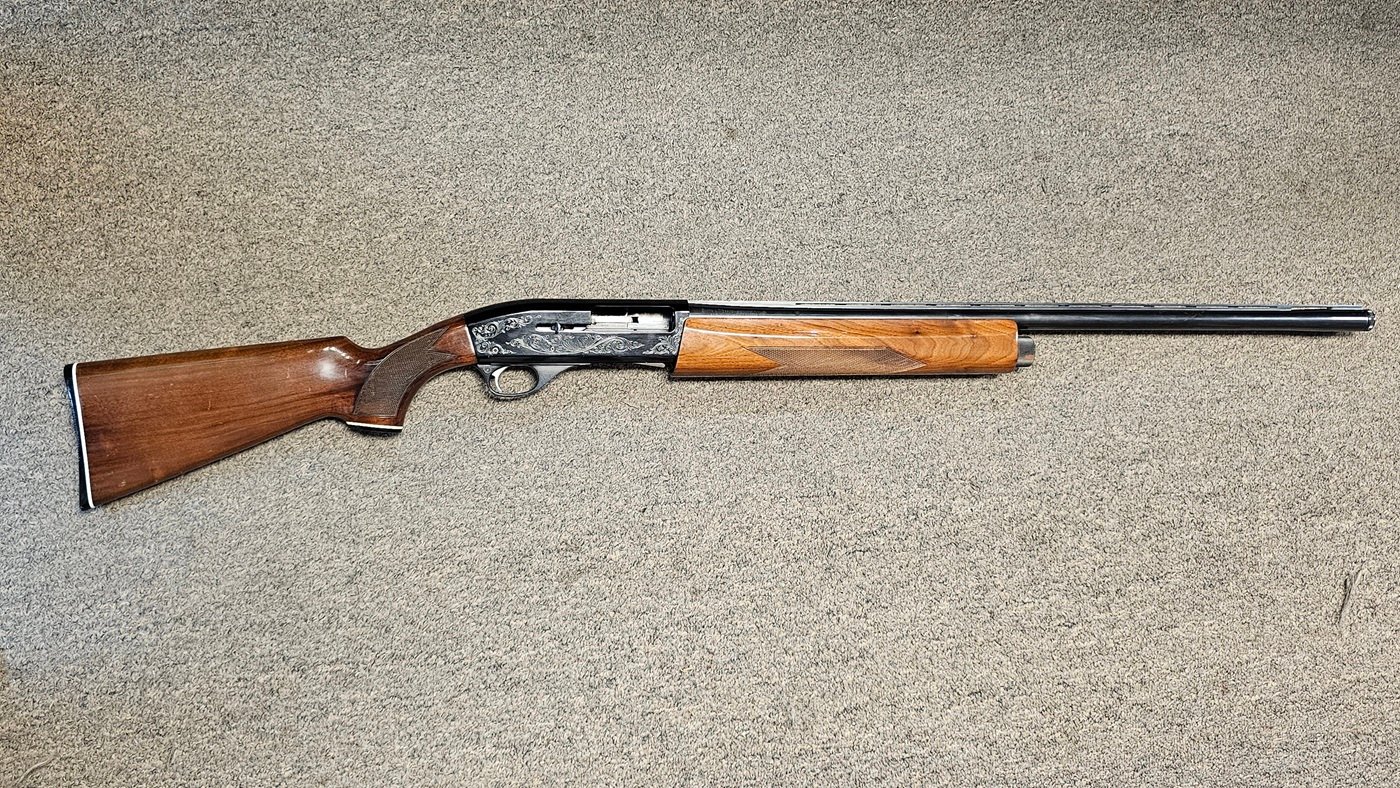 Smith & Wesson Model 1000