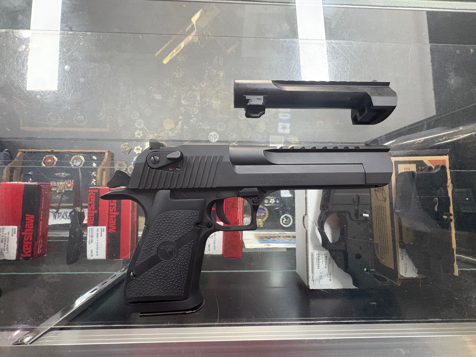 MAGNUM RESEARCH Desert Eagle