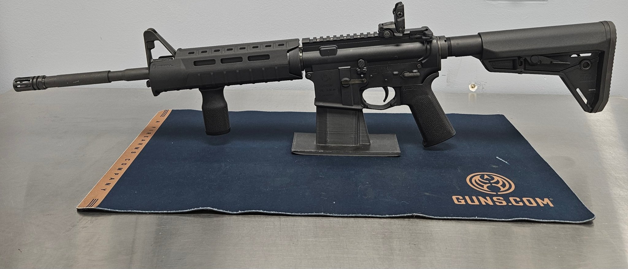 Colt Ar-15 Magpul