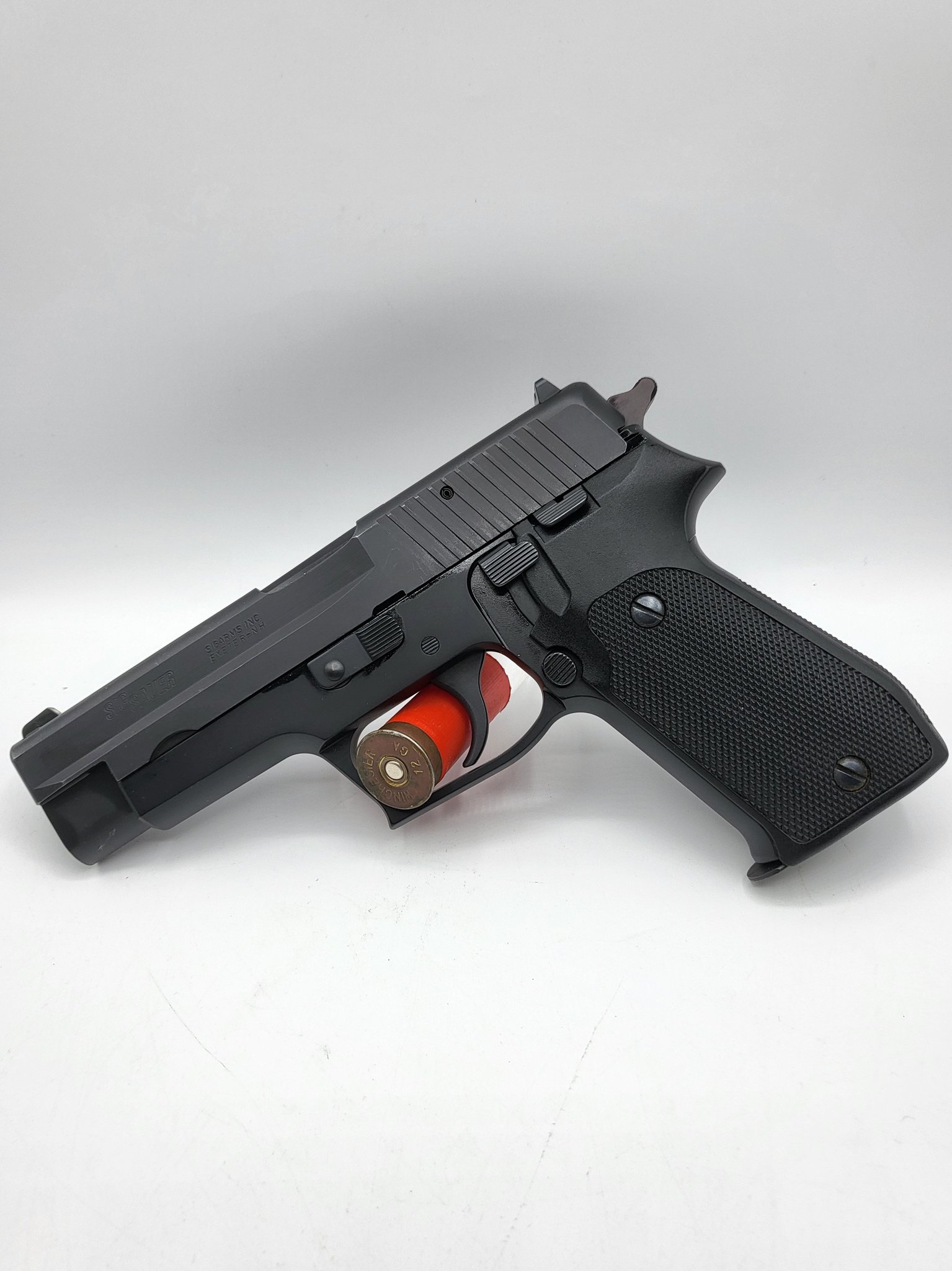 Sig Sauer P220
