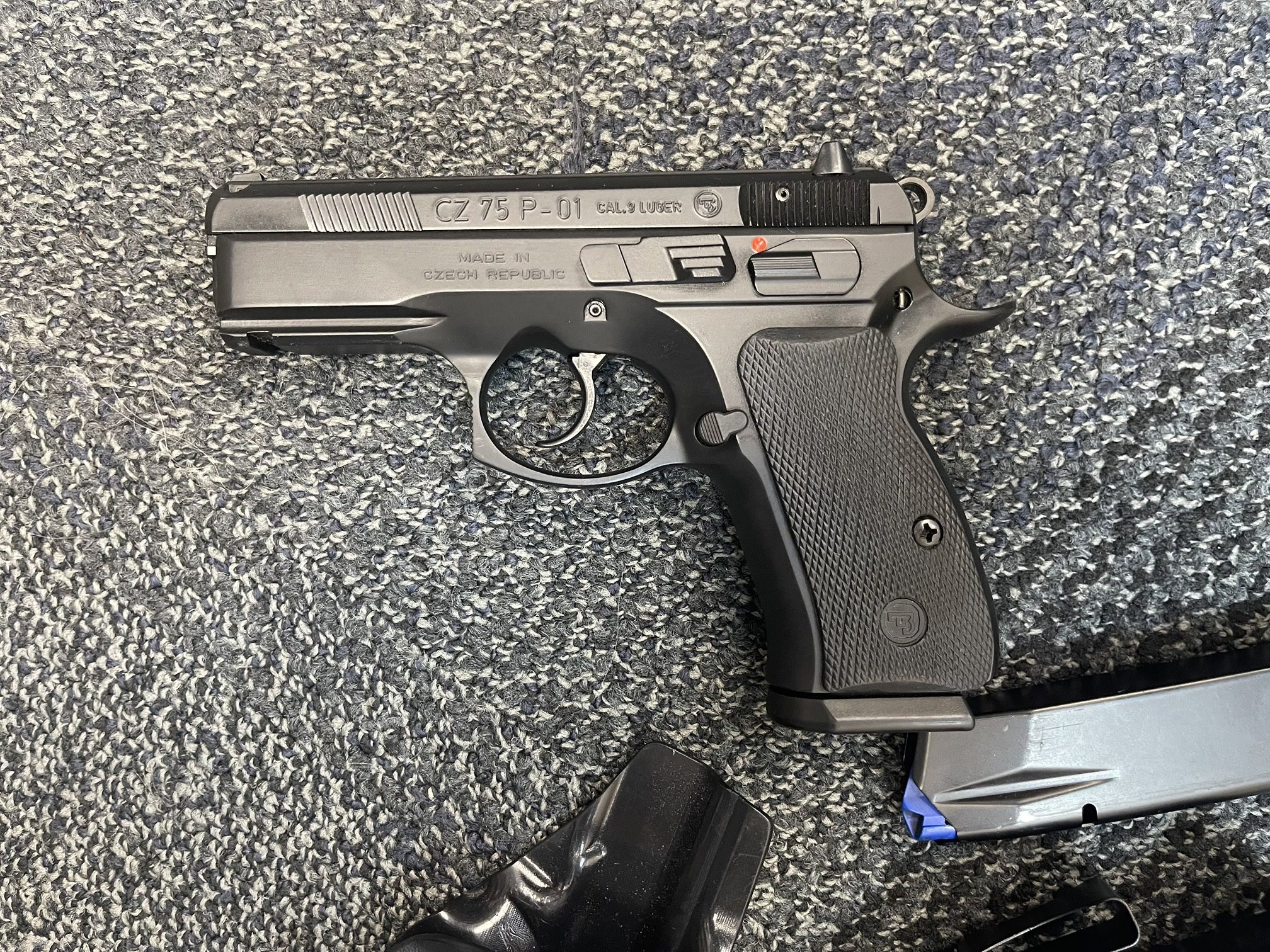 Cz 75 P-01