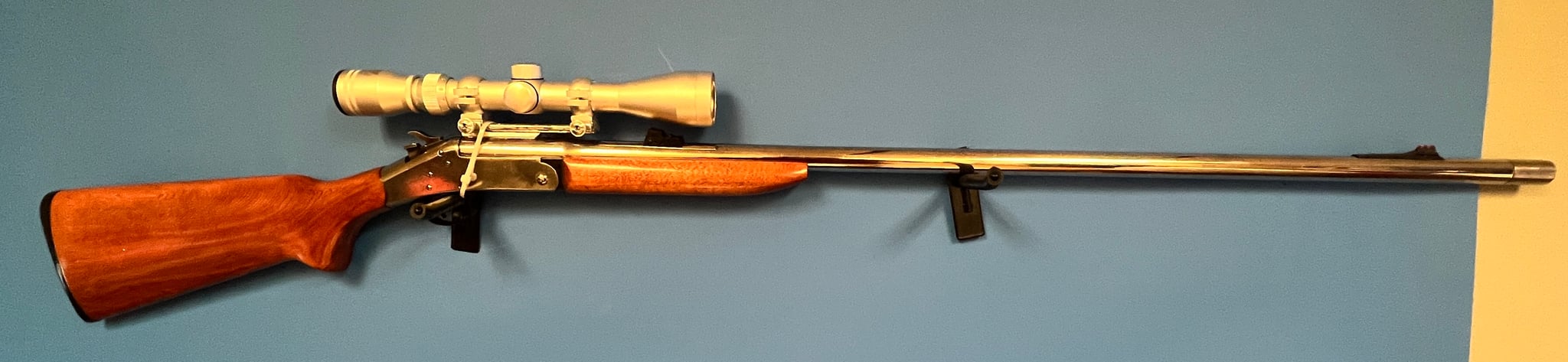 H&R Topper
