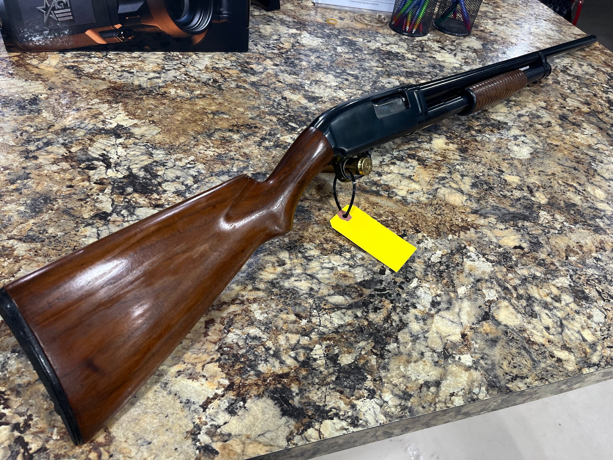 WINCHESTER 12