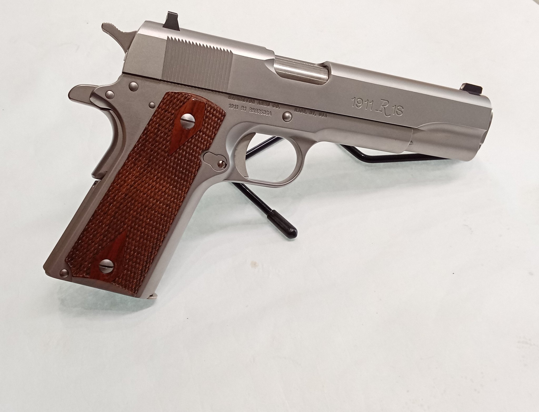 Remington 1911 R1 Stainless