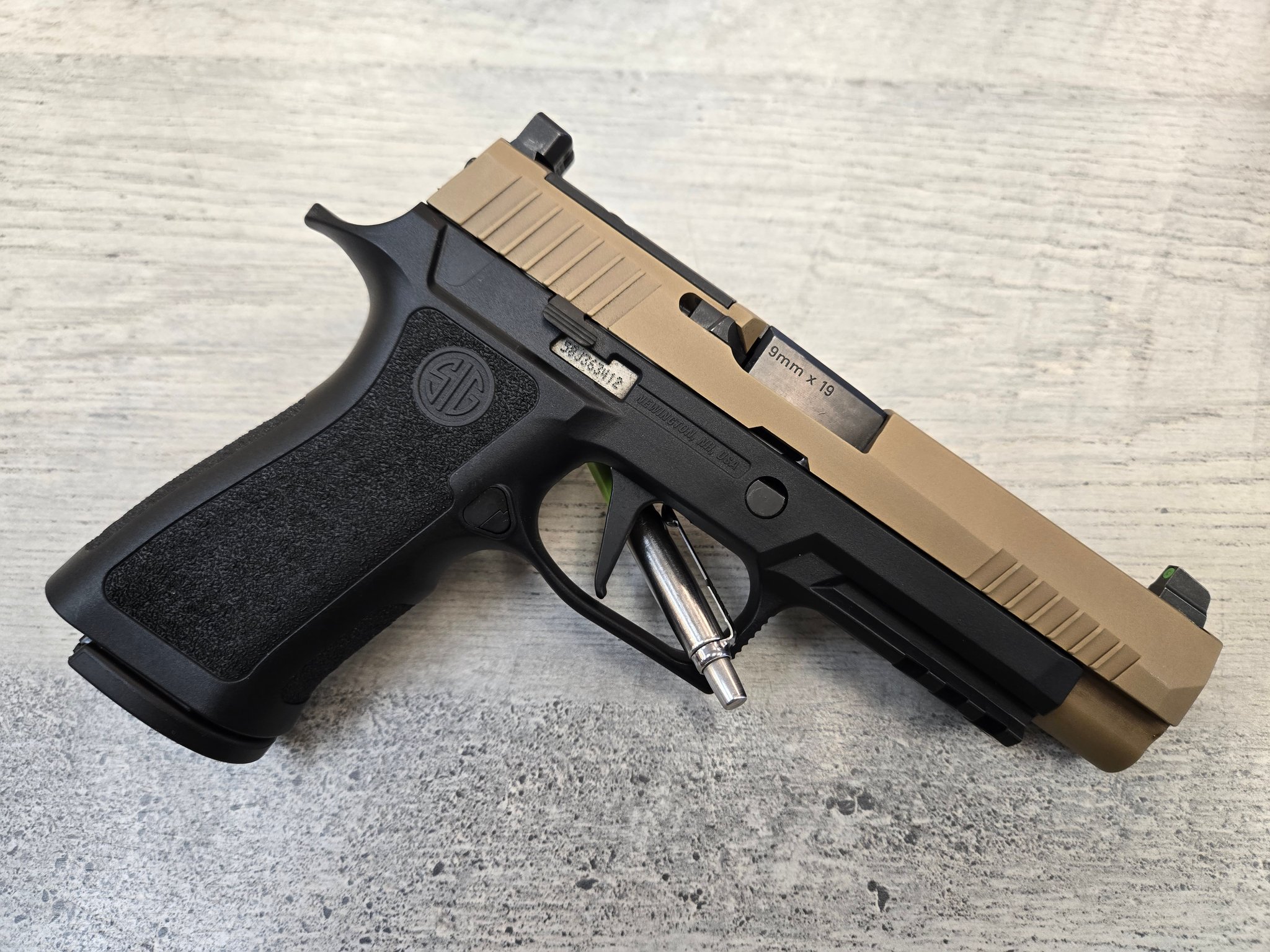 Semi Auto Sig Sauer