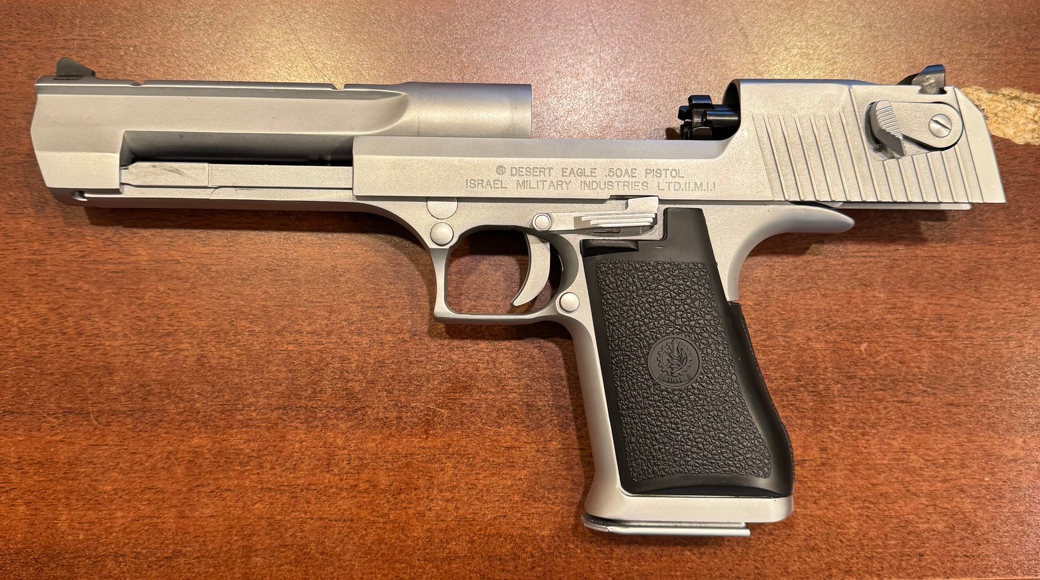 ECOM00437195 MAGNUM Research Desert Eagle ECOM00437195 527141