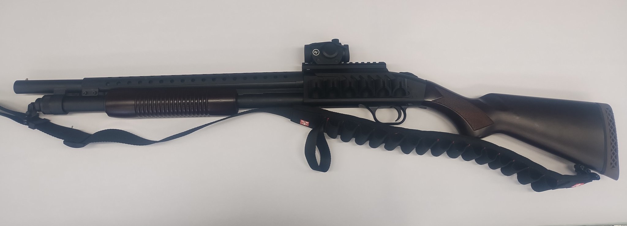 Mossberg 590 Retrograde