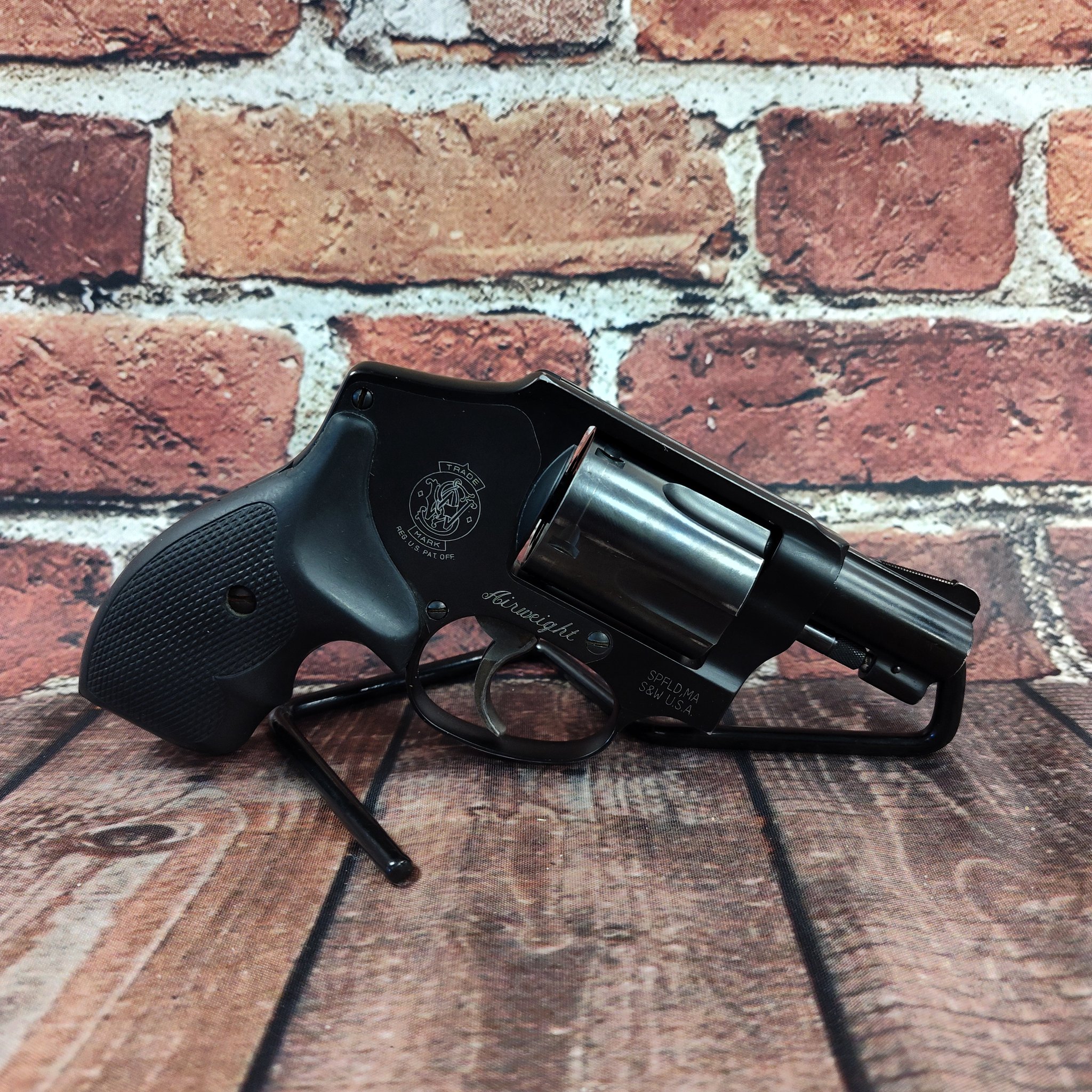Smith & Wesson Model 442-2 Airweight